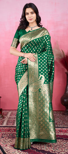 Green color Saree in Litchi Silk, Silk fabric with Weaving work