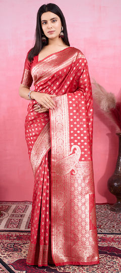 Red and Maroon color Saree in Litchi Silk, Silk fabric with Weaving work