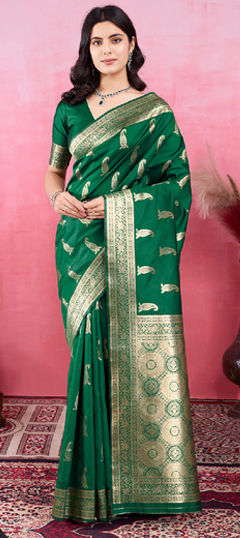 Green color Saree in Litchi Silk, Silk fabric with Weaving work