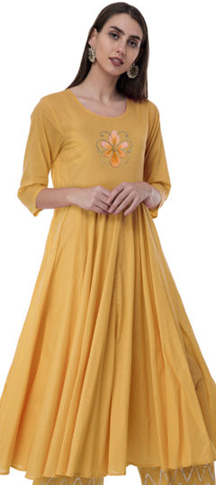 Yellow color Kurti in Rayon fabric with Embroidered, Thread work