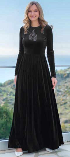 Black and Grey color Salwar Kameez in Velvet fabric with Embroidered work