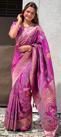 Pink and Majenta color Saree in Silk fabric with Weaving, Zari work