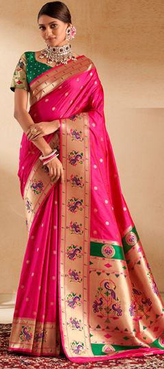Pink and Majenta color Saree in Silk fabric with Weaving work
