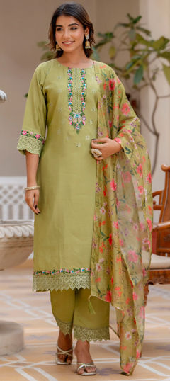 Green color Salwar Kameez in Silk fabric with Embroidered, Resham, Thread work
