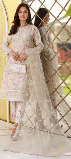 White and Off White color Salwar Kameez in Organza Silk fabric with Embroidered, Sequence, Thread work