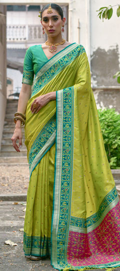Green color Saree in Banarasi Silk fabric with Weaving, Zari work