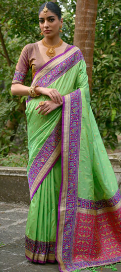 Green color Saree in Banarasi Silk fabric with Weaving, Zari work