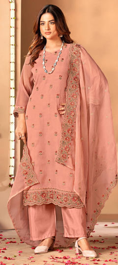 Pink and Majenta color Salwar Kameez in Chiffon fabric with Embroidered, Resham, Sequence, Thread work