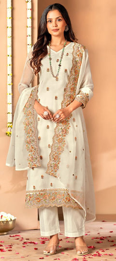 White and Off White color Salwar Kameez in Chiffon fabric with Embroidered, Resham, Sequence, Thread work