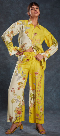 Yellow color Co-ords Set in Linen fabric with Printed work