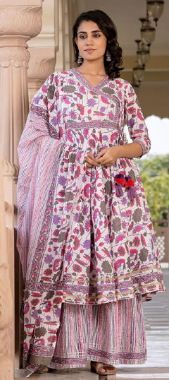 White and Off White color Salwar Kameez in Cotton fabric with Floral, Printed work