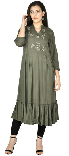 Green color Kurti in Rayon fabric with Embroidered, Thread work