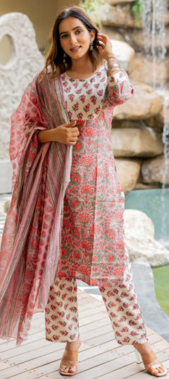 Multicolor color Salwar Kameez in Cotton fabric with Floral, Gota Patti, Printed, Sequence work