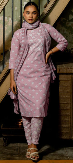 Pink and Majenta color Salwar Kameez in Cotton fabric with Floral, Gota Patti, Printed, Sequence work
