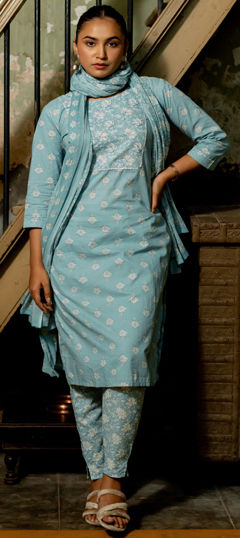 Blue color Salwar Kameez in Cotton fabric with Floral, Gota Patti, Printed, Sequence work