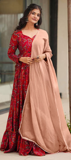 Pink and Majenta color Gown in Rayon fabric with Digital Print work