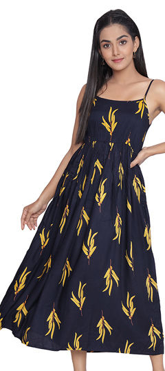 Black and Grey color Dress in Rayon fabric with Printed work