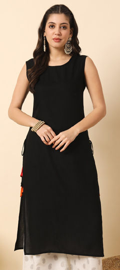 Black and Grey color Kurti in Rayon fabric with Thread work