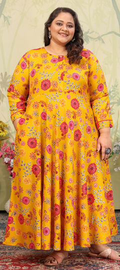 Pink and Majenta, Yellow color Kurti in Rayon fabric with Floral, Printed work