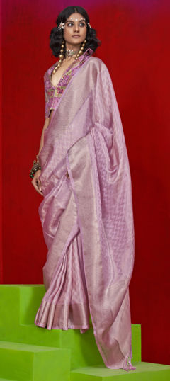 Pink and Majenta color Saree in Viscose fabric with Weaving work