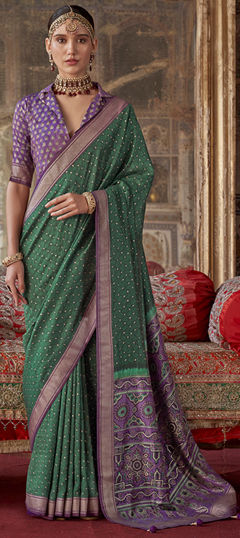 Green color Saree in Blended fabric with Printed, Weaving work