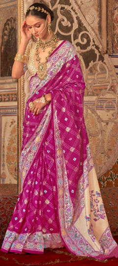 Pink and Majenta color Saree in Silk fabric with Printed work