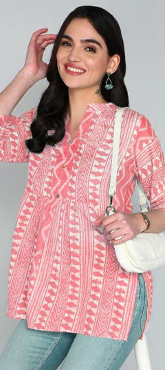 Pink and Majenta color Tops and Shirts in Cotton fabric with Printed work