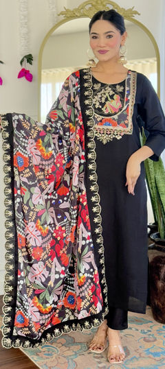 Black and Grey color Salwar Kameez in Viscose fabric with Embroidered, Printed work