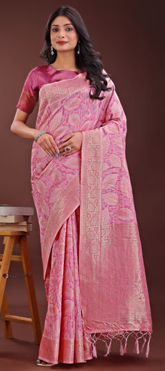 Pink and Majenta color Saree in Cotton fabric with Weaving work