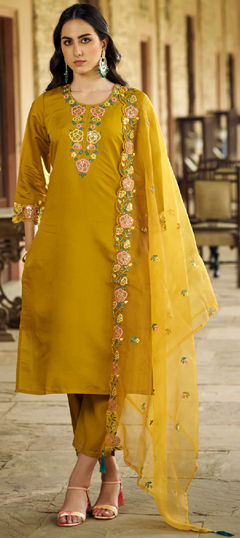 Yellow color Salwar Kameez in Viscose fabric with Embroidered, Thread work