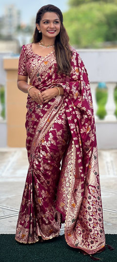 Red and Maroon color Saree in Silk fabric with Weaving work