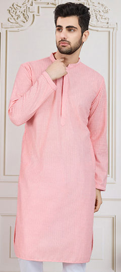 Pink and Majenta color Kurta in Cotton fabric with Thread work