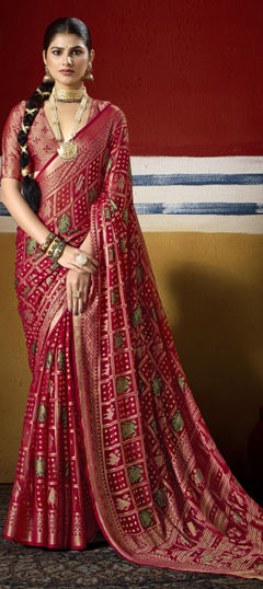 Red and Maroon color Saree in Silk fabric with Weaving work