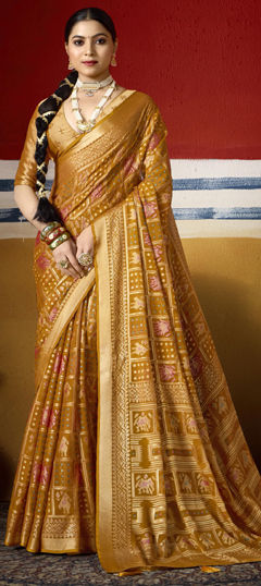 Gold color Saree in Silk fabric with Weaving work
