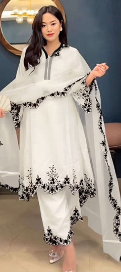 White and Off White color Salwar Kameez in Faux Georgette fabric with Embroidered, Resham, Thread work