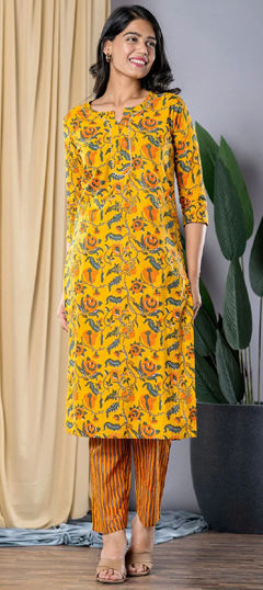 Yellow color Salwar Kameez in Cotton fabric with Floral, Printed work
