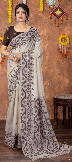 Beige and Brown color Saree in Cotton fabric with Weaving work