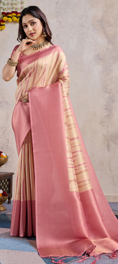 Pink and Majenta color Saree in Banarasi Silk fabric with Printed, Weaving, Zari work