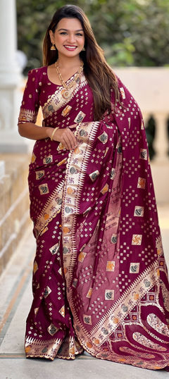 Red and Maroon color Saree in Silk fabric with Weaving work