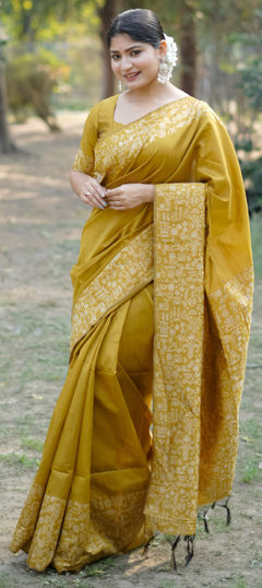Yellow color Saree in Raw Silk fabric with Weaving work