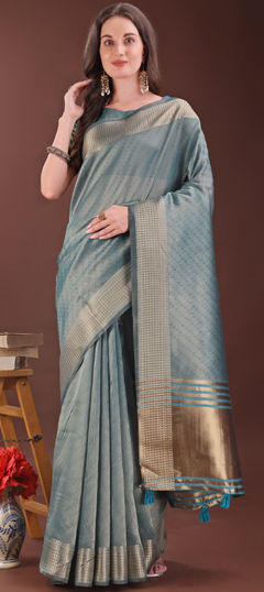 Green color Saree in Organza Silk fabric with Weaving work