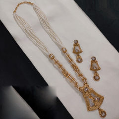 Gold Rodium Polish White and Off White color Pendant in Copper studded with CZ Diamond, Kundan