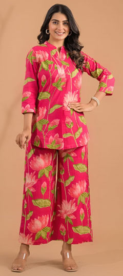 Pink and Majenta color Co-ords Set in Cotton fabric with Floral, Printed work