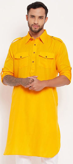 Yellow color Kurta in Blended Cotton fabric with Thread work