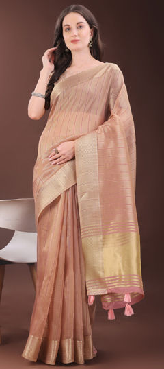 Pink and Majenta color Saree in Organza Silk fabric with Weaving work