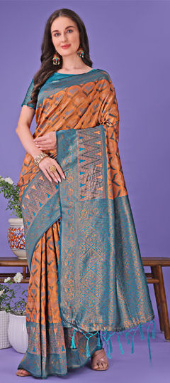 Pink and Majenta color Saree in Art Silk fabric with Weaving work