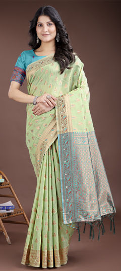 Green color Saree in Cotton fabric with Weaving work