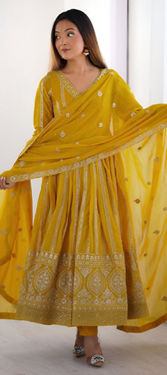 Yellow color Gown in Georgette fabric with Sequence, Thread work