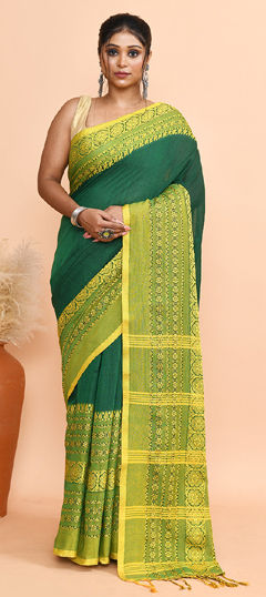 Green color Saree in Cotton fabric with Printed work