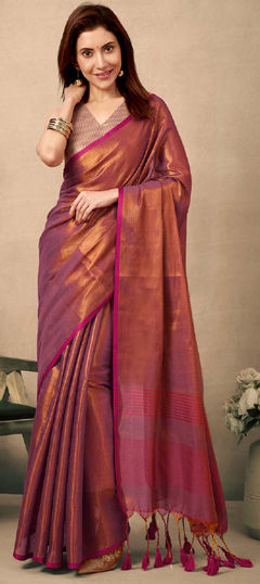 Pink and Majenta color Saree in Tissue fabric with Weaving work
